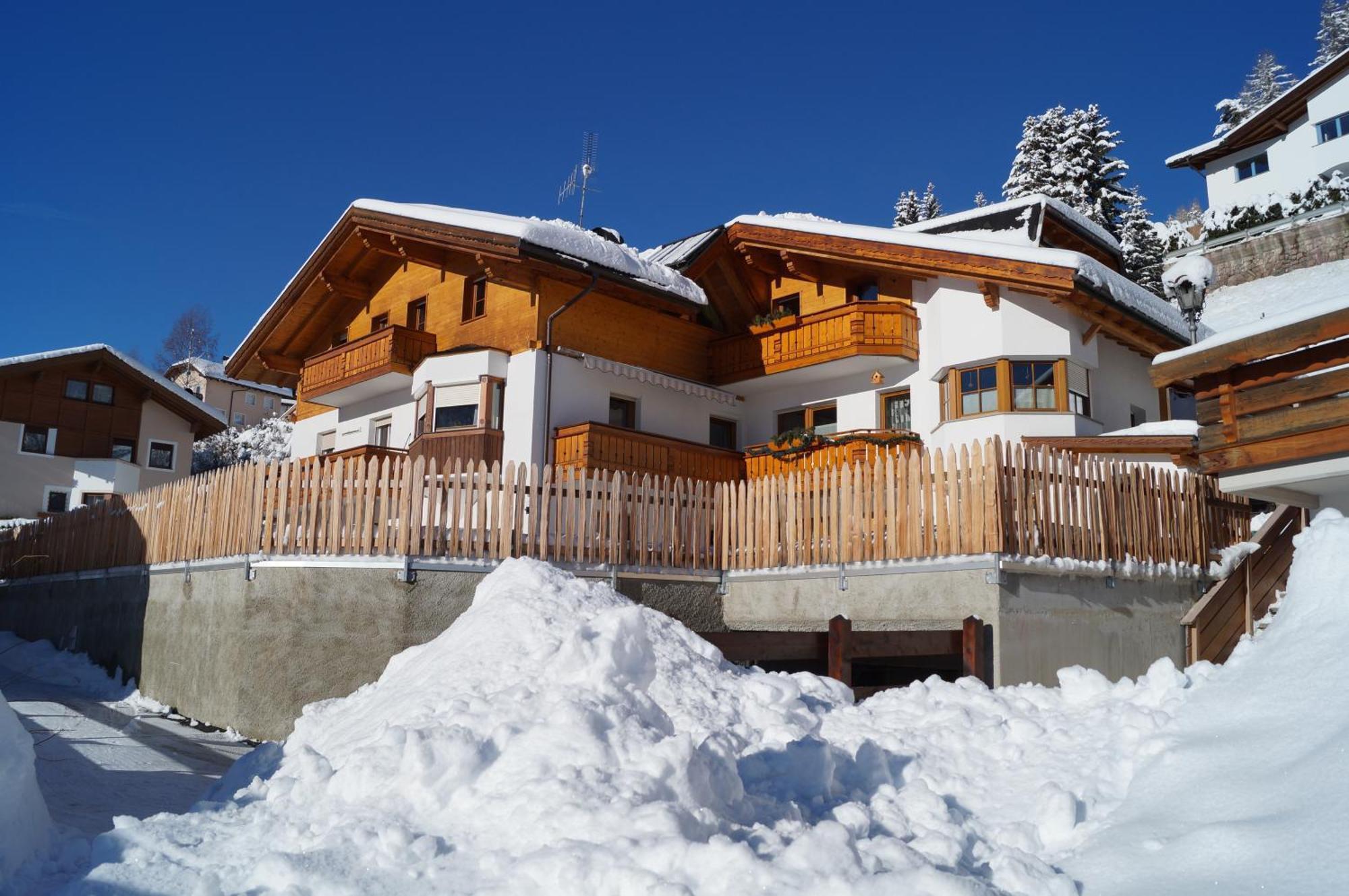 Apartments Salieta Santa Cristina Val Gardena Eksteriør billede