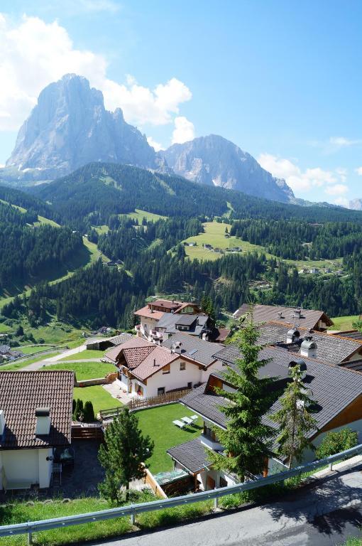 Apartments Salieta Santa Cristina Val Gardena Eksteriør billede