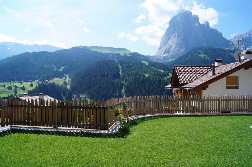 Apartments Salieta Santa Cristina Val Gardena Eksteriør billede